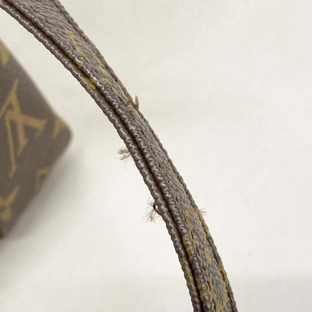 LOUIS VUITTON Brown Monogram Shoulder Bag - Picture 8 of 11